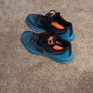 Men’s KD 8 basketball shoe